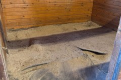 horse-stall-mats-need-to-be-replaced_before horse-stall-mats-need-to-be-replaced_before